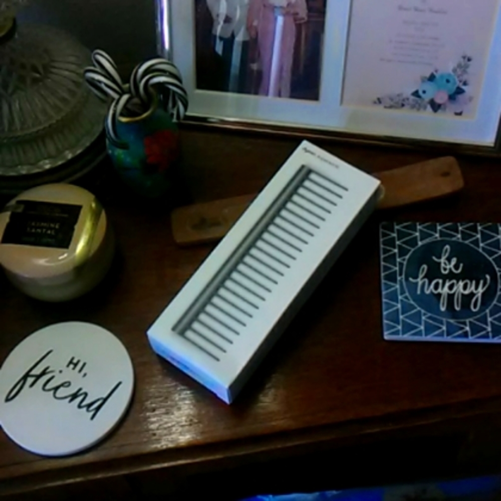 Dyson supersonic comb